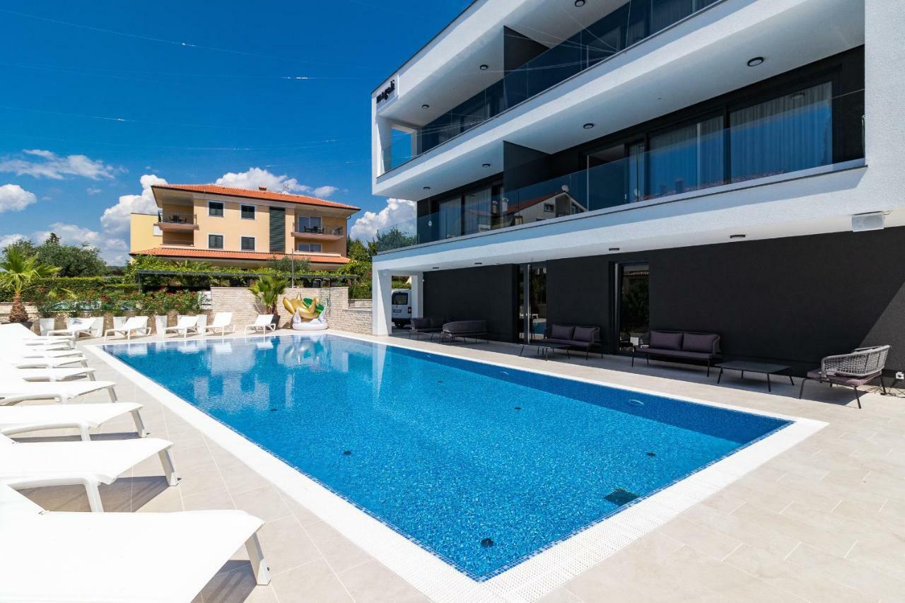 Luxury Magali 1 Apartament *